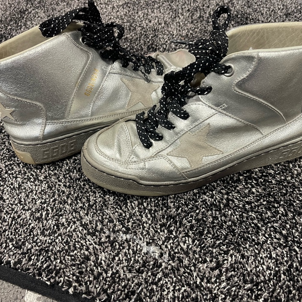 Golden goose 38